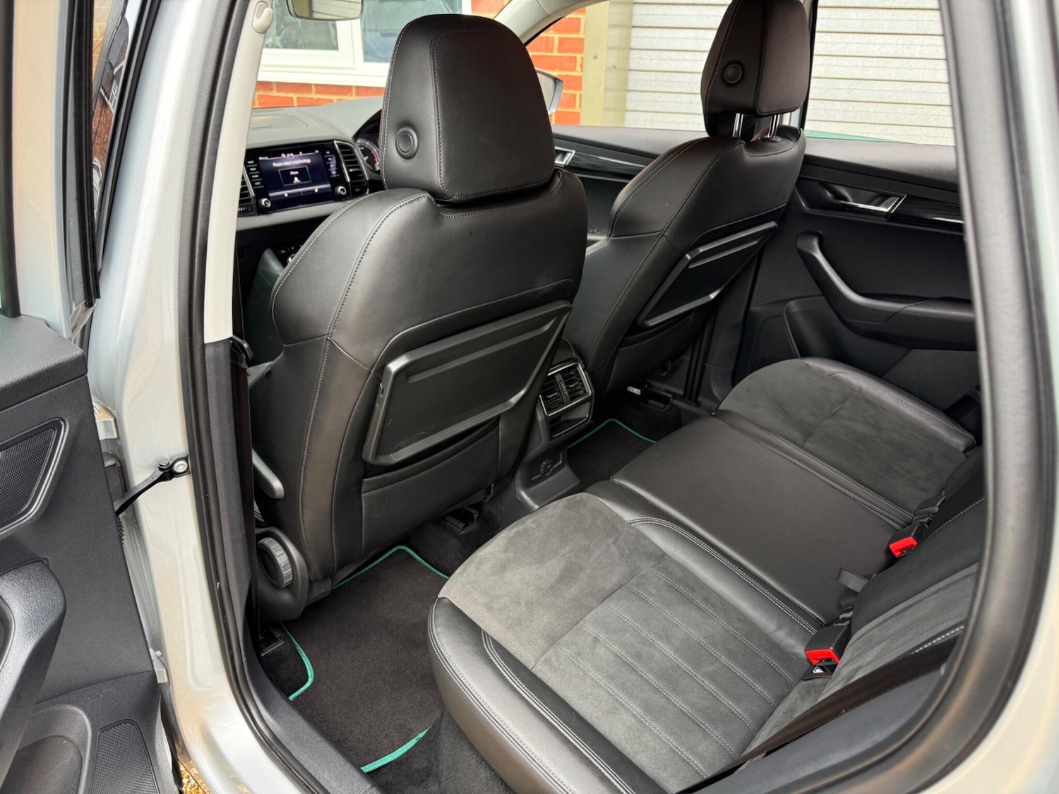 Used Skoda Karoq 2020 for sale - 77229506: Photo 35