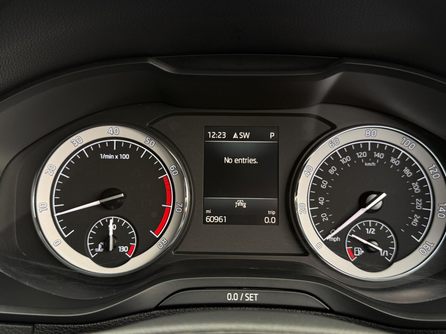 Used Skoda Karoq 2020 for sale - 77229506: Photo 49