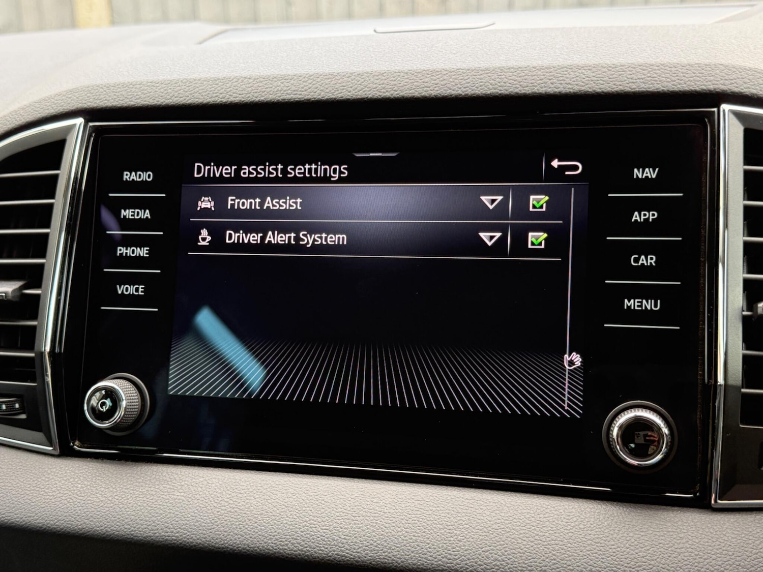 Used Skoda Karoq 2020 for sale - 77229506: Photo 70