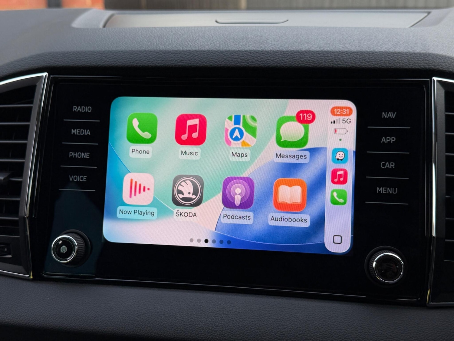 Used Skoda Karoq 2020 for sale - 77229506: Photo 9