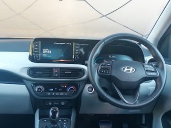 Used Hyundai i10 2024 for sale - 76055228: Photo 2