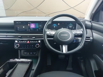 Used Hyundai TUCSON 2025 for sale - 76213118: Photo 2