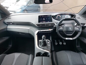 Used Peugeot 3008 2019 for sale - 78326561: Photo