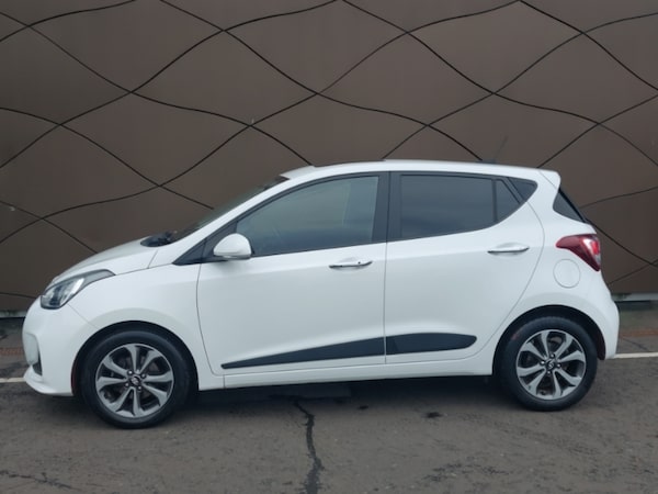 Used Hyundai i10 2018 for sale - 76282048: Photo 4
