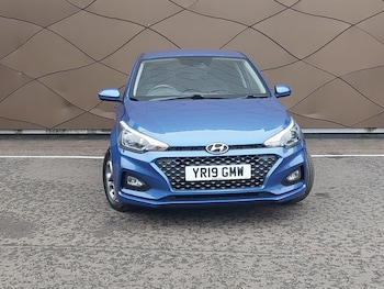 Hyundai - i20
