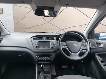 Used Hyundai i20 2019 for sale - 76269194: Photo 2