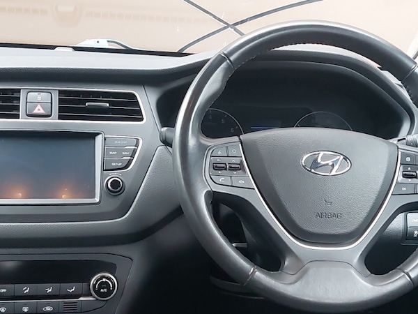 Used Hyundai i20 2019 for sale - 76269194: Photo 7