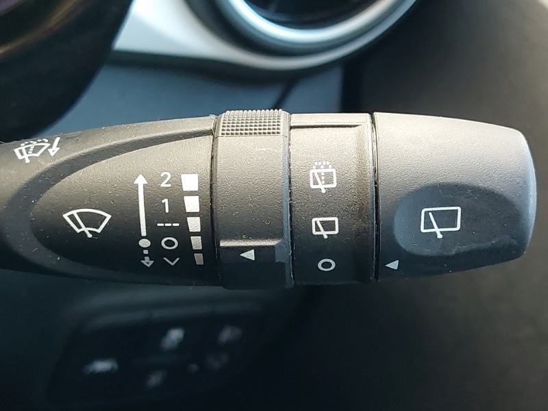 Used Hyundai i10 2023 for sale - 76556140: Photo 13