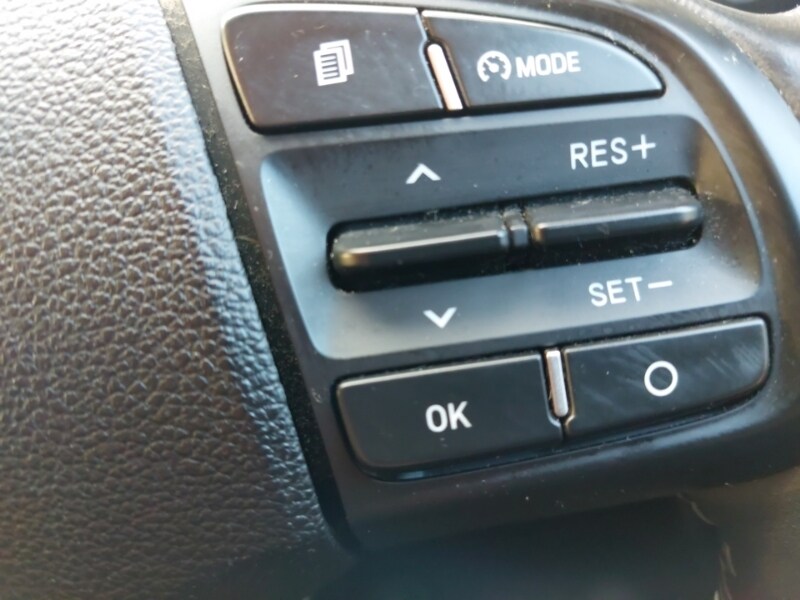 Used Hyundai i10 2023 for sale - 76556140: Photo 15