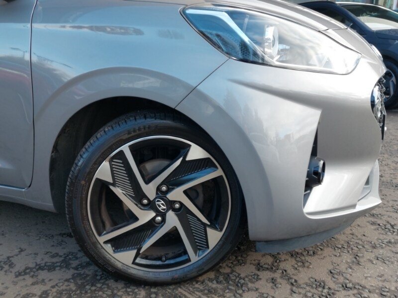 Used Hyundai i10 2023 for sale - 76556140: Photo 9