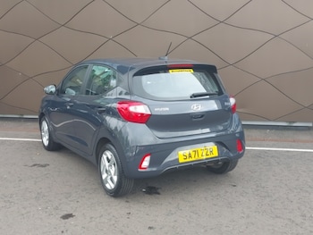 Used Hyundai i10 2021 for sale - 75910182: Photo