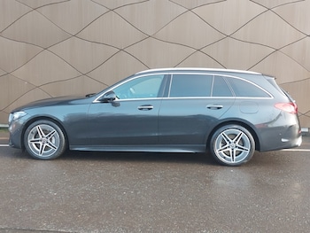 Used Mercedes-Benz C Class 2023 for sale - 76964207: Photo