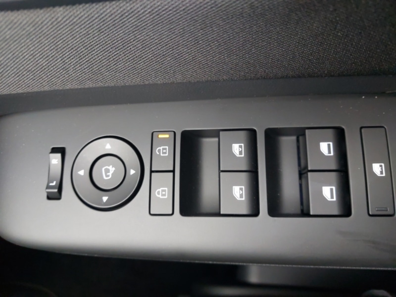 Used Hyundai KONA 2025 for sale - 76294242: Photo 16