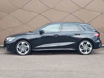 Used Audi A3 2023 for sale - 77424510: Photo