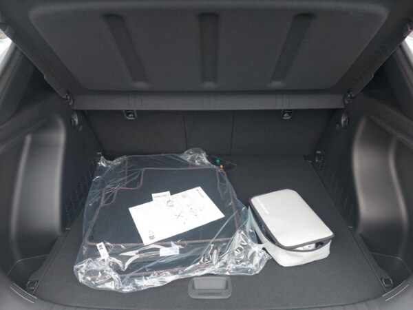Used Hyundai KONA 2025 for sale - 76271995: Photo 8