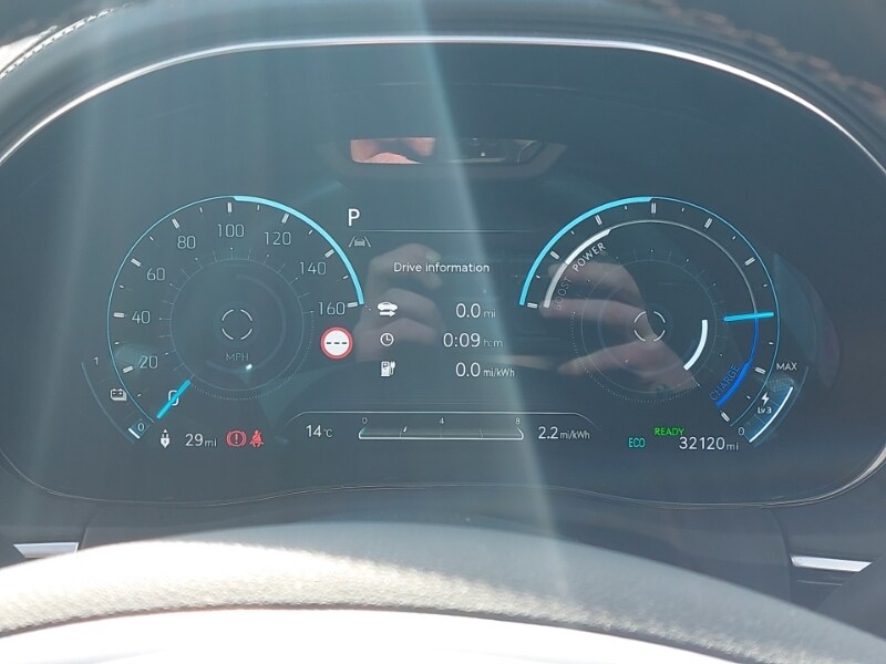 Used Genesis GV70 2023 for sale - 77975029: Photo 12