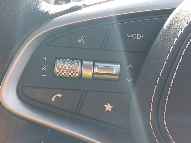 Used Genesis GV70 2023 for sale - 77975029: Photo 15