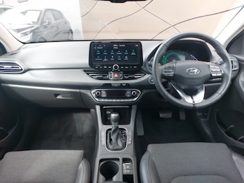 Used Hyundai i30 2023 for sale - 78478425: Photo