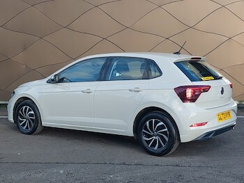 Used Volkswagen Polo 2024 for sale - 77548798: Photo