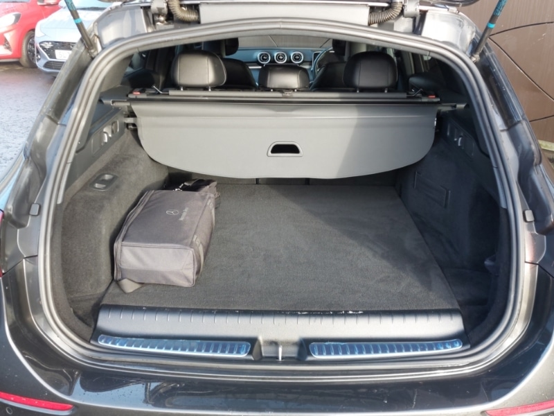 Used Mercedes-Benz C Class 2023 for sale - 77343000: Photo 8