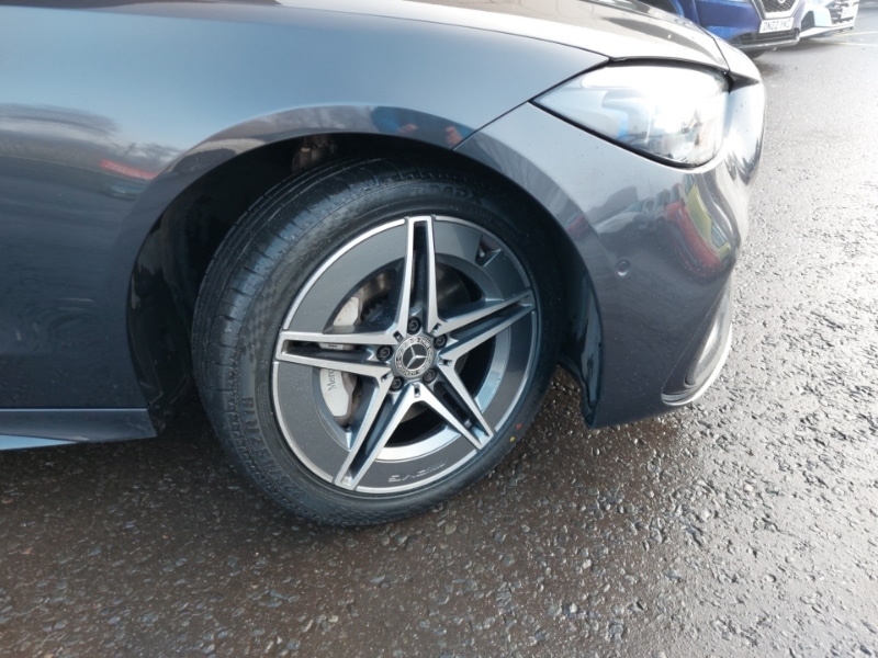 Used Mercedes-Benz C Class 2023 for sale - 77343000: Photo 9