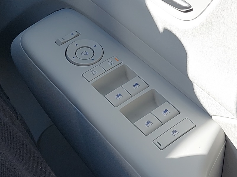 Used Hyundai KONA 2023 for sale - 77933124: Photo 15