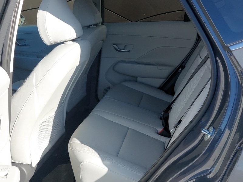 Used Hyundai KONA 2023 for sale - 77933124: Photo 6