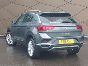 Used Volkswagen T-Roc 2018 for sale - 74873781: Photo