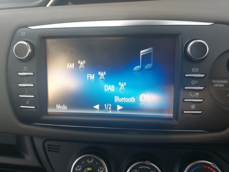 Used Toyota Yaris 2019 for sale - 76348654: Photo 11