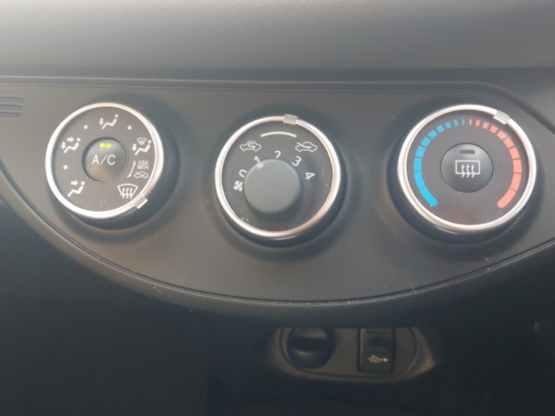 Used Toyota Yaris 2019 for sale - 76348654: Photo 15