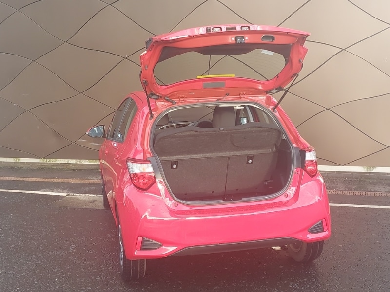 Used Toyota Yaris 2019 for sale - 76348654: Photo 8