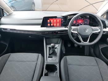 Used Volkswagen Golf 2024 for sale - 78369541: Photo