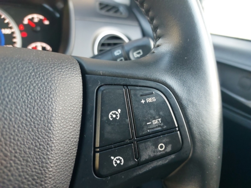 Used Hyundai i10 2019 for sale - 76348652: Photo 10