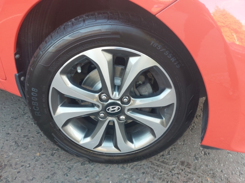 Used Hyundai i10 2019 for sale - 76348652: Photo 9