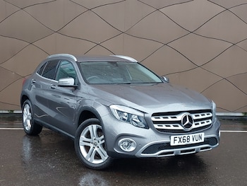 Used Mercedes-Benz GLA 2018 for sale - 77708081: Photo