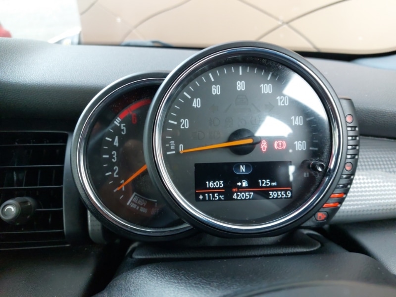 Used MINI Convertible 2017 for sale - 76630492: Photo 11