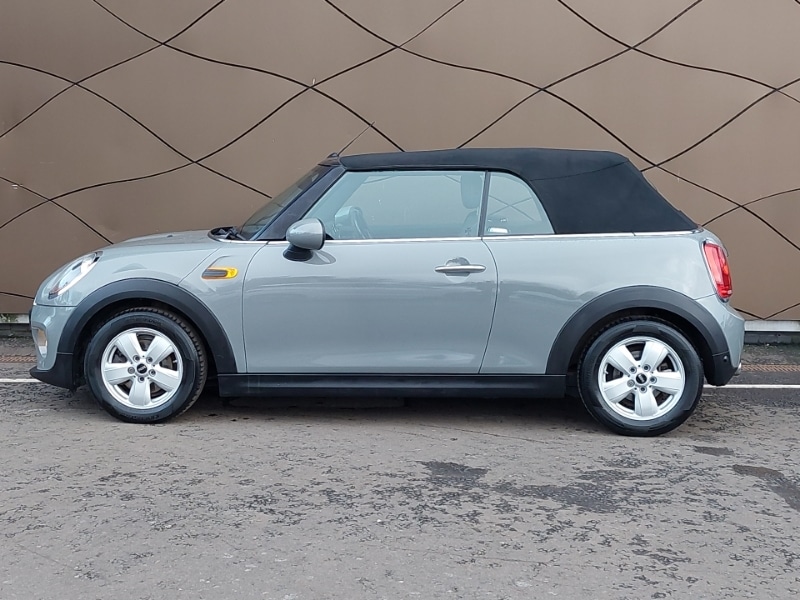 Used MINI Convertible 2017 for sale - 76630492: Photo 4