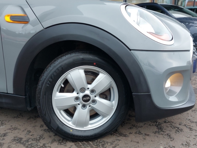 Used MINI Convertible 2017 for sale - 76630492: Photo 9