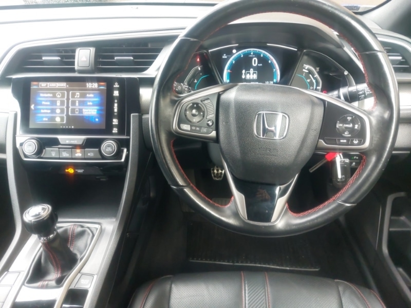 Used Honda Civic 2019 for sale - 76451041: Photo 2