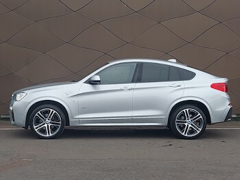 Used BMW X4 2018 for sale - 77975031: Photo