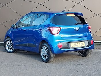 Used Hyundai i10 2018 for sale - 77816626: Photo
