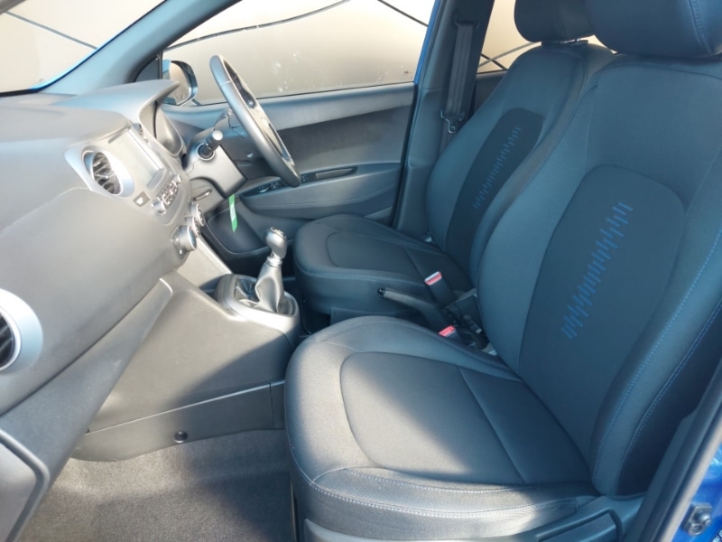 Used Hyundai i10 2018 for sale - 77816626: Photo 5