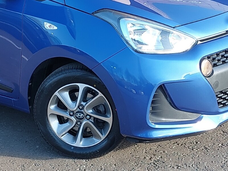 Used Hyundai i10 2018 for sale - 77816626: Photo 9