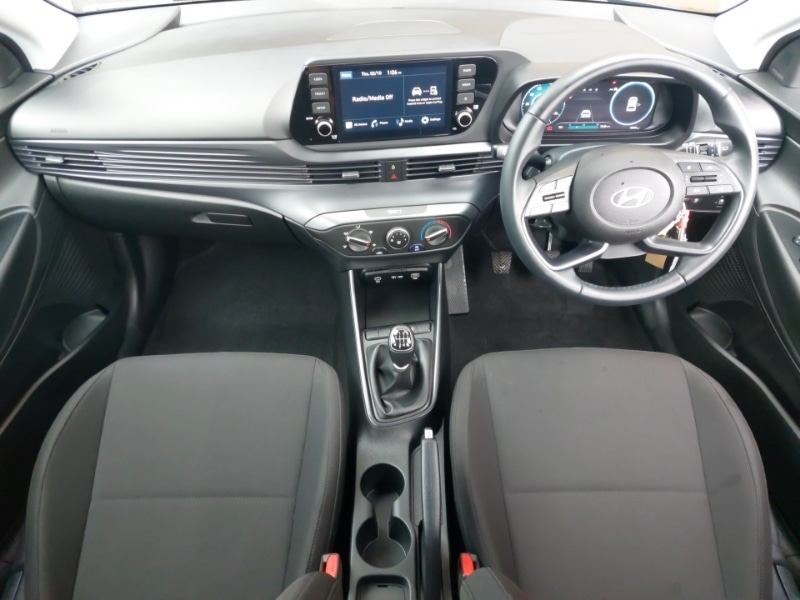 Used Hyundai i20 2024 for sale - 76150715: Photo 2