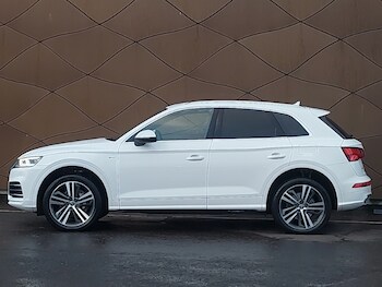 Used Audi Q5 2020 for sale - 78317959: Photo