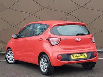 Used Hyundai i10 2018 for sale - 77969149: Photo