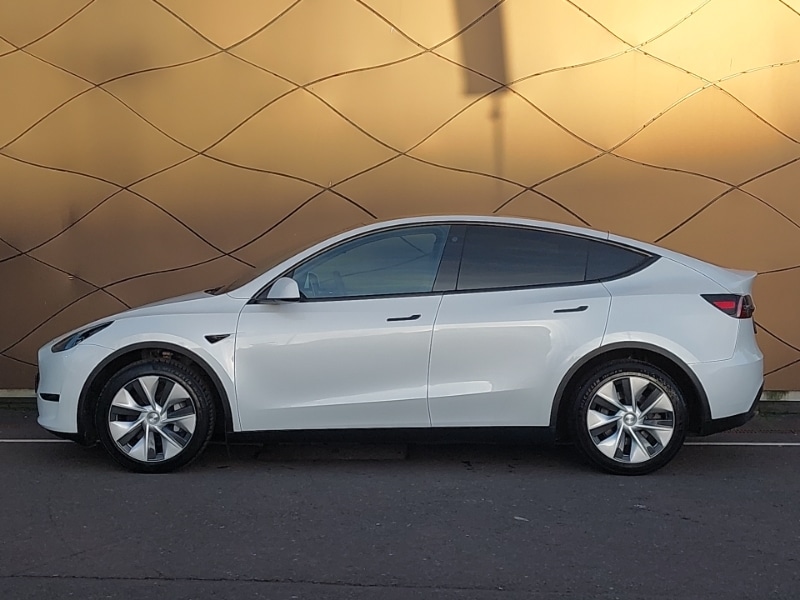 Used Tesla Model Y 2022 for sale - 77695047: Photo 4