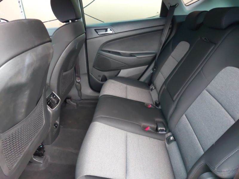 Used Hyundai TUCSON 2018 for sale - 77047136: Photo 6