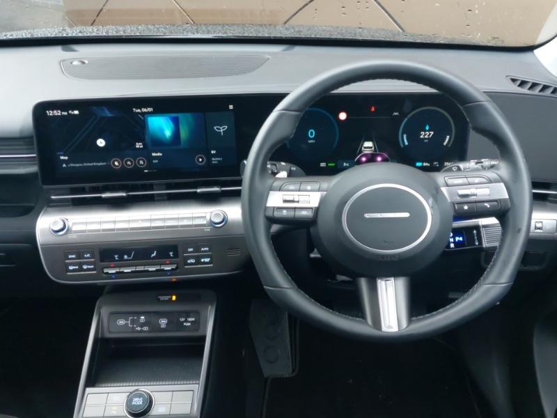 Used Hyundai KONA 2024 for sale - 77115151: Photo 2