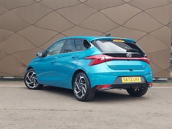 Used Hyundai i20 2022 for sale - 77392950: Photo